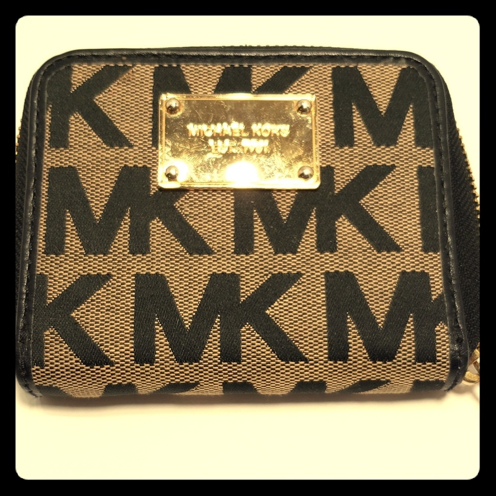MK small wallet